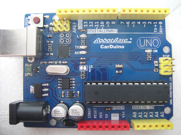 深圳制匯節(jié)展示兼容Arduino開發(fā)板CarDuino